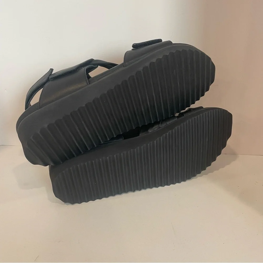 Ros Hommerson Black Hillary Adjustable Strap Platform Sandal Women Size 9.5 Wide